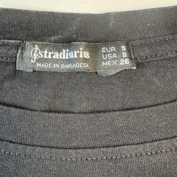 Stradivarius Fashion is Art Tee - Size Small - Picture 4 of 7